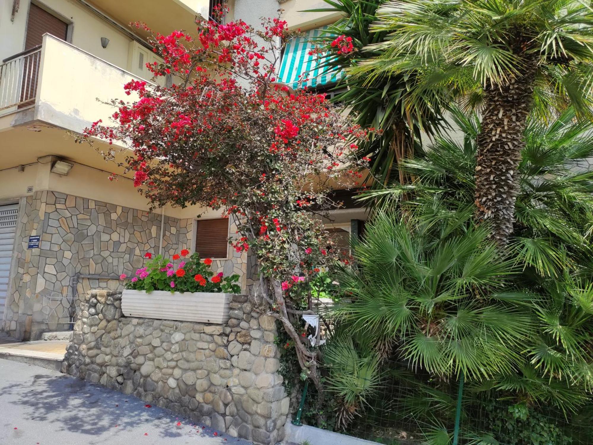 Apartamento Indaco San Remo Exterior foto
